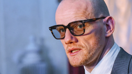 Весь в синяках: как Юрий Колокольников платит здоровьем за каждую роль