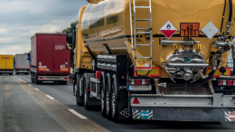 Венгрия и Словакия остановили поставки дизельного топлива на Украину