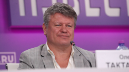 «Могу где угодно»: Тактаров о привычке покемарить после обеда