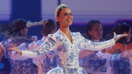 «Нечего стесняться»: Татьяна Куртукова исполнила песню «Ольху я ломала»