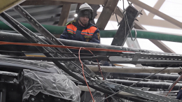 Не только из-за снега? Почему по всей стране рушатся кровли