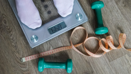 Обойдемся без строгих диет: психолог назвала принципы эффективного похудения