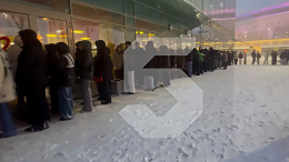 В Петербурге концерт Icegergert начался почти с часовой задержкой — зрители прождали кумира на улице