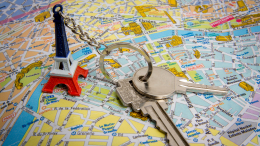 Парадокс парижских квартир: душ в девять квадратных метров, туалета — нет