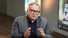 «Как с ней разговаривать?»: Угольников про молодежь