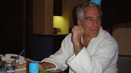 Экс-премьер Норвегии пытался покончить с собой из-за связи с Эпштейном