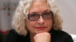 Дочь Федосеевой-Шукшиной прокомментировала новость о госпитализации актрисы