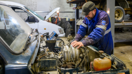 Запчасти дешевеют, ремонт — нет: что происходит с ценами на обслуживание автомобилей