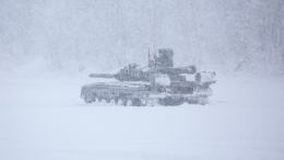 Танки Т-80БВМ уничтожили минометные расчеты ВСУ. Лучшее видео из зоны СВО