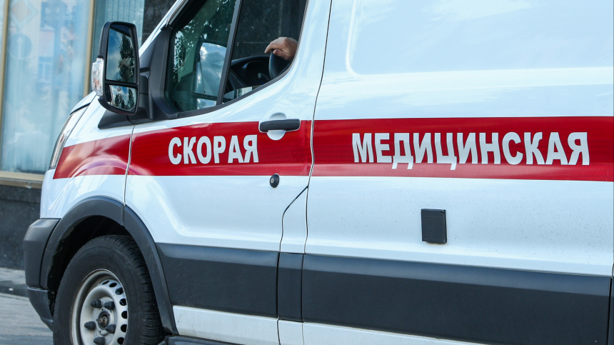 Пьяной сибирячке ампутировали руку, примерзшую к двери балкона