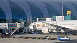 При атаке на аэропорт Абу-Даби пострадали семь человек, один погиб