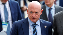 «Может стать затяжным»: сенатор Келли о сроках конфликта на Ближнем Востоке