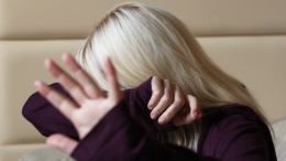 Сама идет в ловушку? Названы ошибки жертв насильников