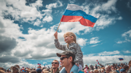 «Я в России как собака»: американец вернулся в США и разлюбил показные улыбки