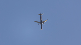 Аэропорт Дубая отправил первый с начала суток пассажирский самолет