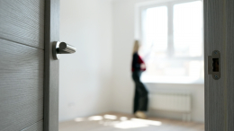 Золотая аренда: сдача квартир для домашнего ареста становится выгодным бизнесом