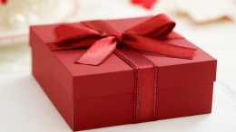 Инвестиция в долголетие: названы лучшие подарки на 8 Марта