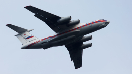 Спецборт МЧС вылетел из Азербайджана с покинувшими Иран россиянами