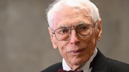 Вековая жизнь Зацепина: похоронил двух жен и двоих детей, но нашел новую любовь в 98 лет