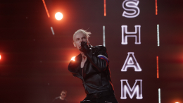 Активистка пожаловалась в прокуратуру на SHAMAN: что грозит певцу