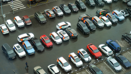 Собянин: московский парк такси и каршеринга продолжит обновляться