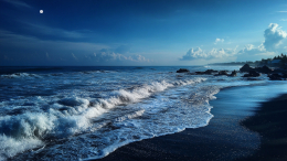 Трагедия в последний день отдыха: россиянку унесло течением у берегов Индонезии