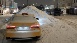 В России вновь хотят ограничить цены на такси во время непогоды