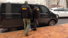 ФСБ задержала 18-летнюю жительницу ДНР за передачу данных украинской разведке