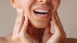 Первая помощь при вывихе и выпадении зуба: что делать, чтобы его спасти