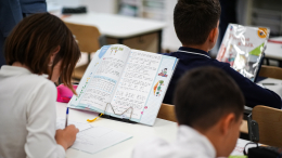 Более 52 тысяч московских школьников углубленно изучают математику