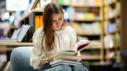 Большинство россиян уверены, что знание иностранного языка увеличило бы их доход