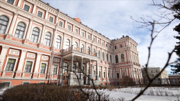 Фрагменты вековой истории нашли при реставрации Николаевского дворца