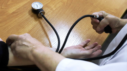 Всех записать в гипертоники? Почему давление 130 на 80 стало нормой для врачей