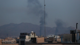 Десятки человек ранены после удара по жилому району Тегерана