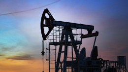 Французская TotalEnergies остановила добычу нефти и газа в Катаре, Ираке и на шельфе ОАЭ