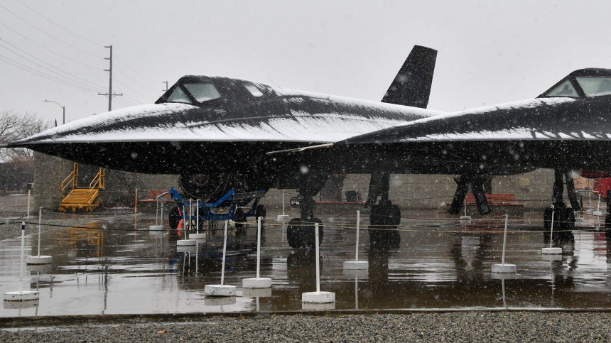 Швейцария отказала США в пролете двух самолетов-разведчиков в своем воздушном пространстве
