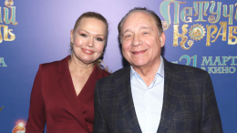 «Без возраста»: Дунаевский похвастался молодой женой и отверг звание пенсионера