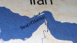 «Пожинает выгоду»: кто неожиданно обогатился на закрытии Ормузского пролива