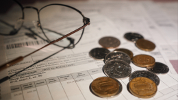 Россияне переплатили за ЖКХ более 100 миллионов рублей: в некоторых регионах уже снизили тарифы