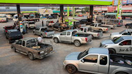 Топливная война: цены взлетели в два раза, а Трамп ищет коалицию по Ормузскому проливу