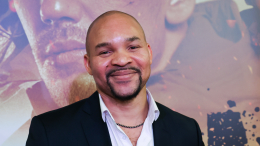 «Почувствовал себя с Россией»: Келвин Увво о съемках в Донбассе