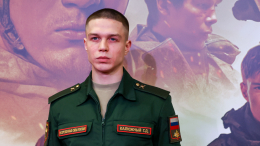 «Любить и оберегать»: Глеб Калюжный о долге перед родителями