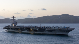 СМИ: экипаж Gerald R. Ford мог устроить пожар ради бегства с Ближнего Востока