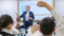 В Минпросвещения рассказали о планах увеличить число детей на продленке