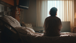 Женщина отказалась покидать больницу после выписки и жила в ней еще пять месяцев