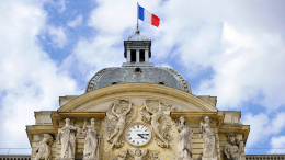 Итлер против Зелински: выборы мэра во Франции превратились в мем из-за фамилий кандидатов