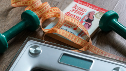 «Это не слабость»: семь скрытых причин, почему худеющие срываются на сладкое