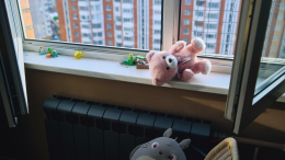 Трехлетняя девочка разбилась насмерть, выпав из окна на юге Москвы