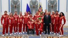 «Мечта осуществилась»: в Кремле наградили спортсменов, прославивших Россию на Паралимпиаде