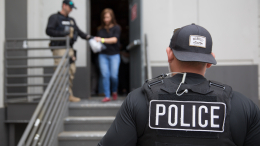 Вырезала плод из утробы и утопила детей: американка жестоко убила свою подругу